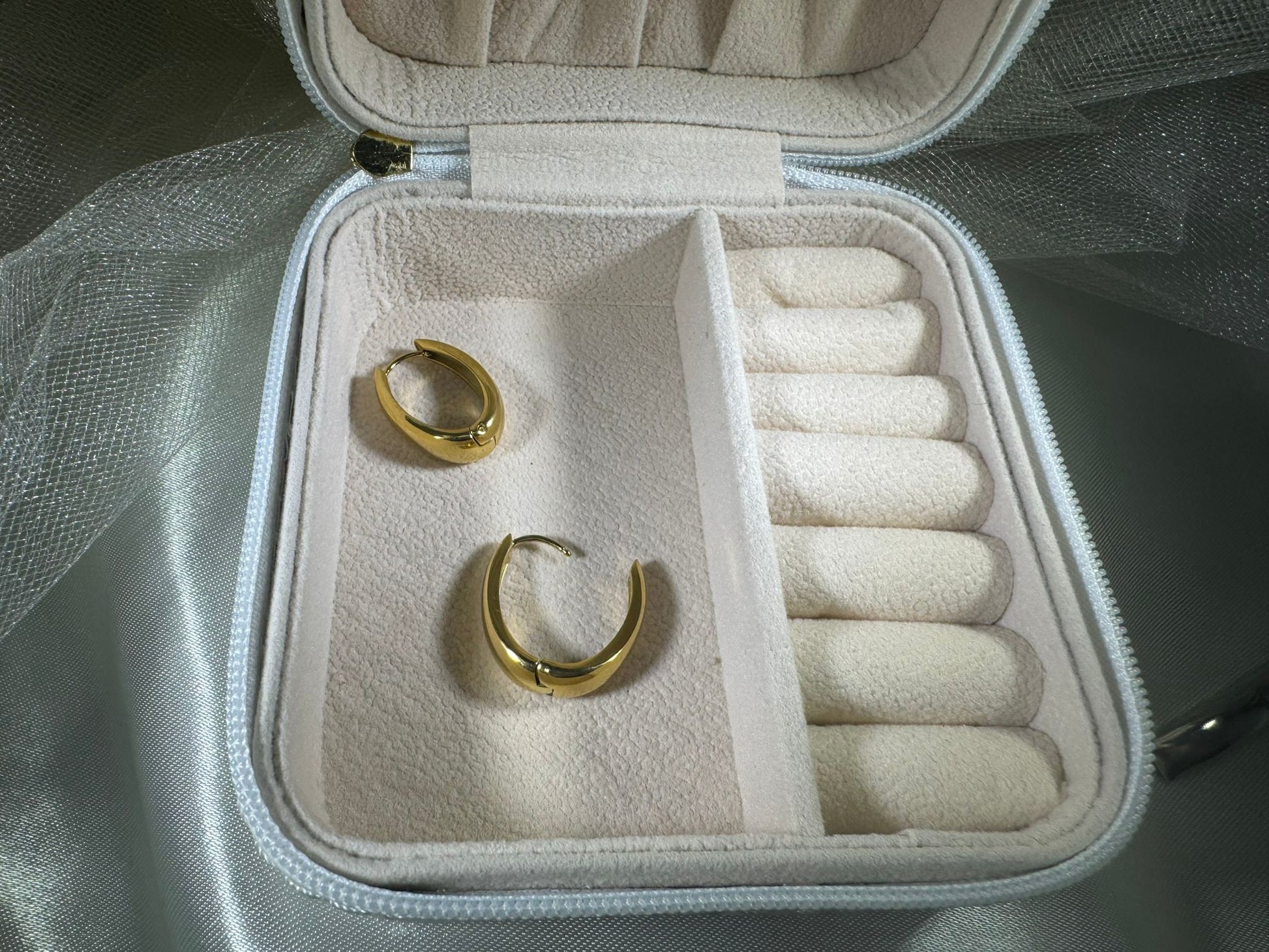 Gold Hoop Earrings , Waterproof , High Quality.