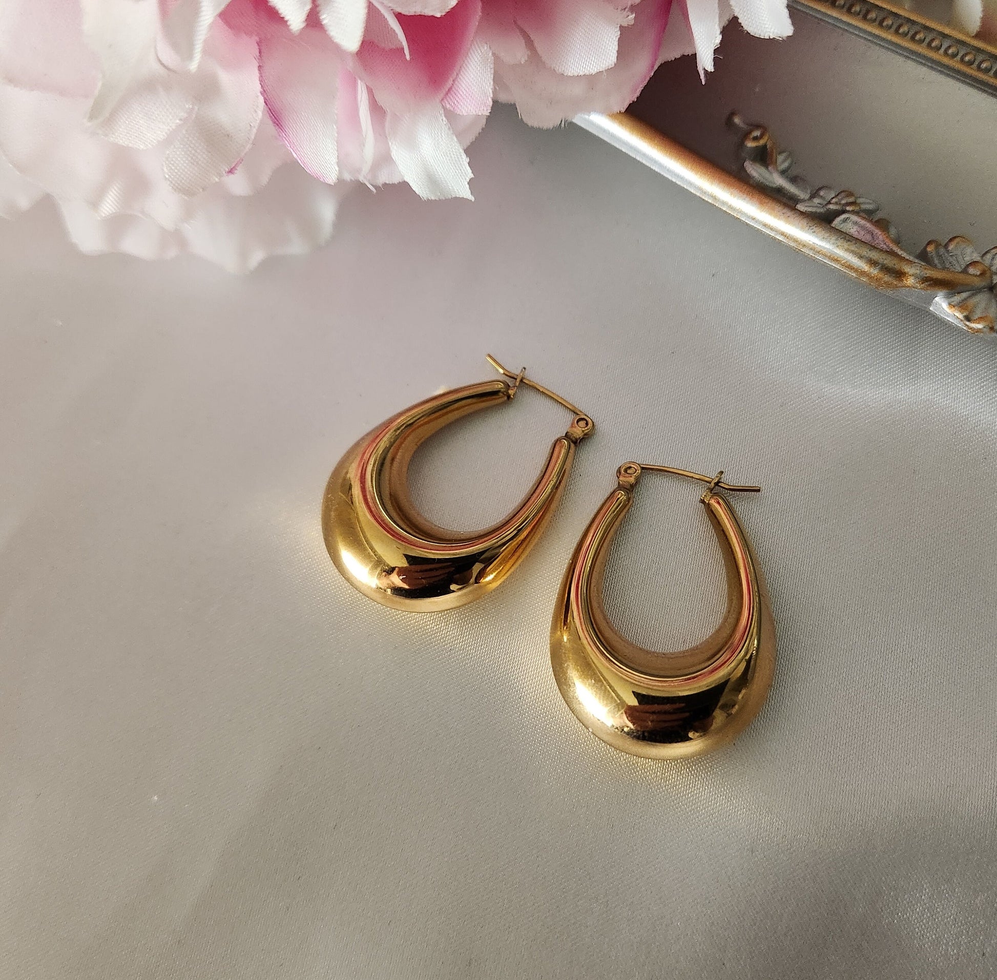 Gold Hoop Earrings , Waterproof , High Quality.