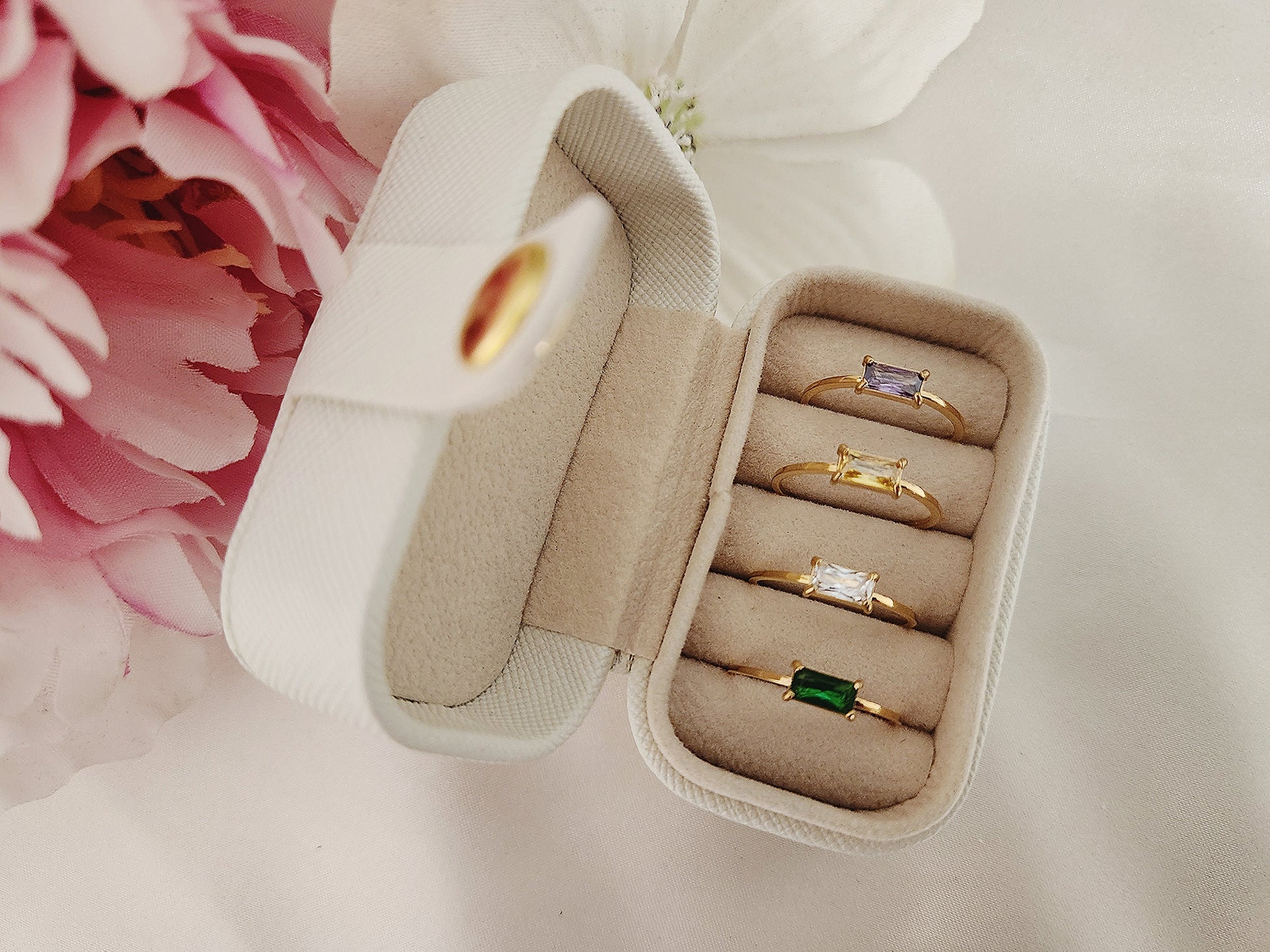 Gold Filled Emerald Signet Ring , Birthstone Rings Gift, Gift for Her , Tarnish Free Jewelry.