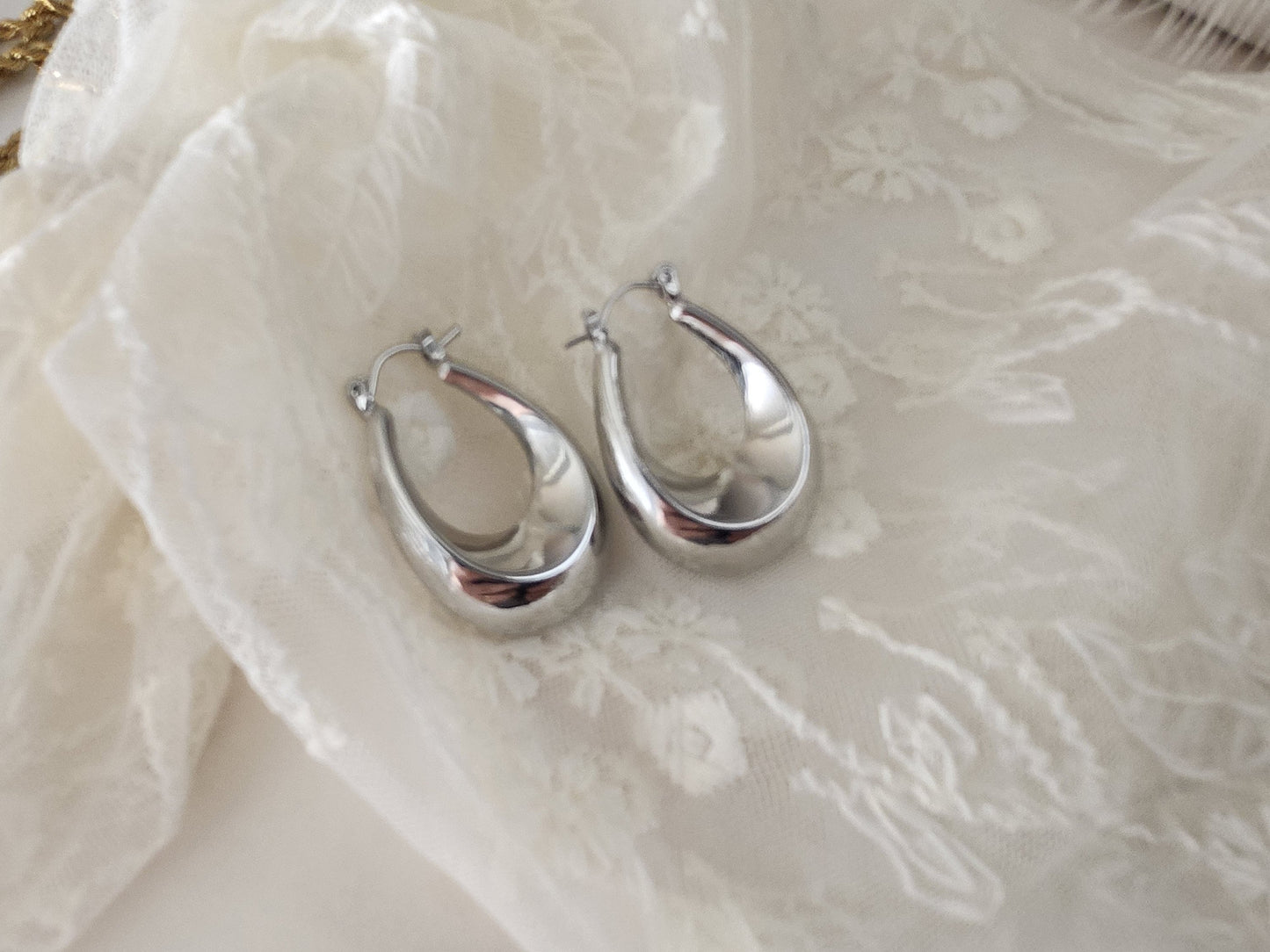 Gold Hoop Earrings , Waterproof , High Quality.