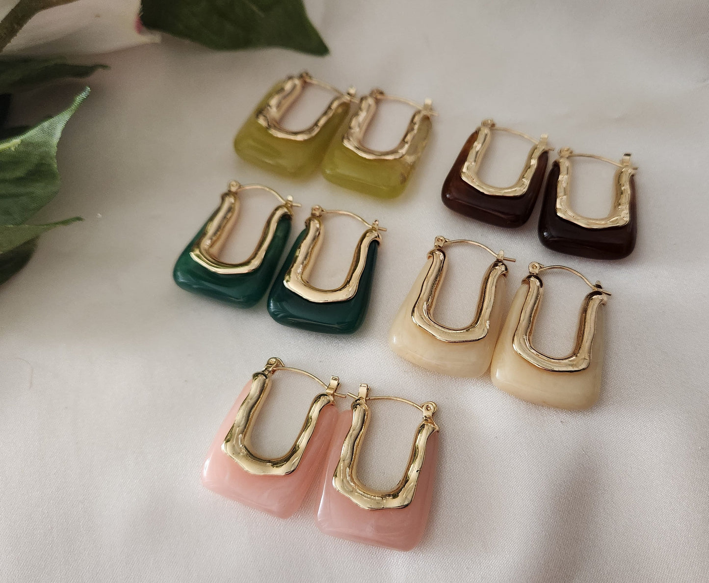 Gold Chunky Modern Earrings, Gemstone Summer Jewelry, Thick Earrings, Natural Stone Earrings.