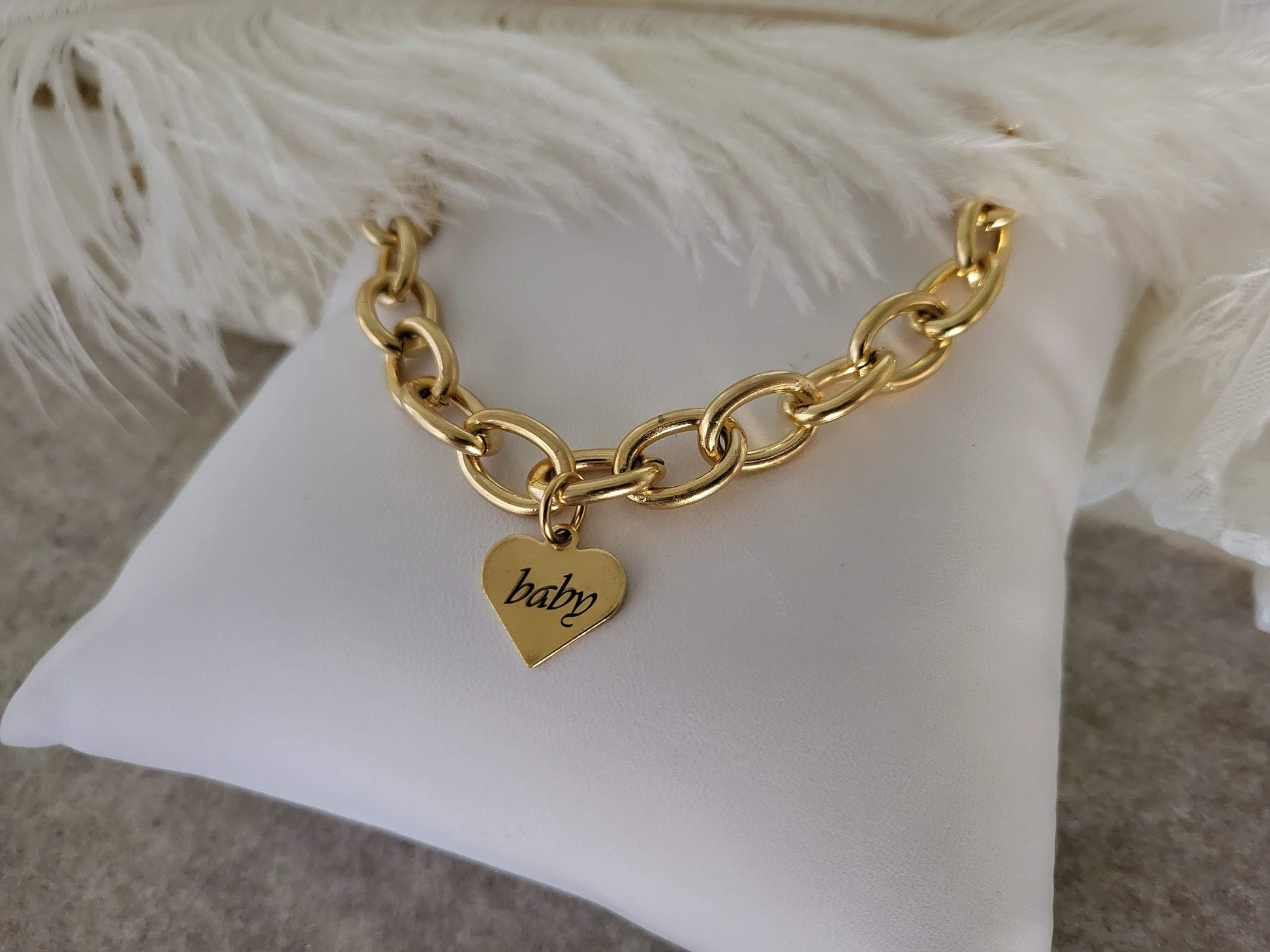 Gold FilIed Name Bracelet, Custom Family Charm Bracelet, Non Tarnish Toggle Claps Chain Bracelet, WATERPROOF.