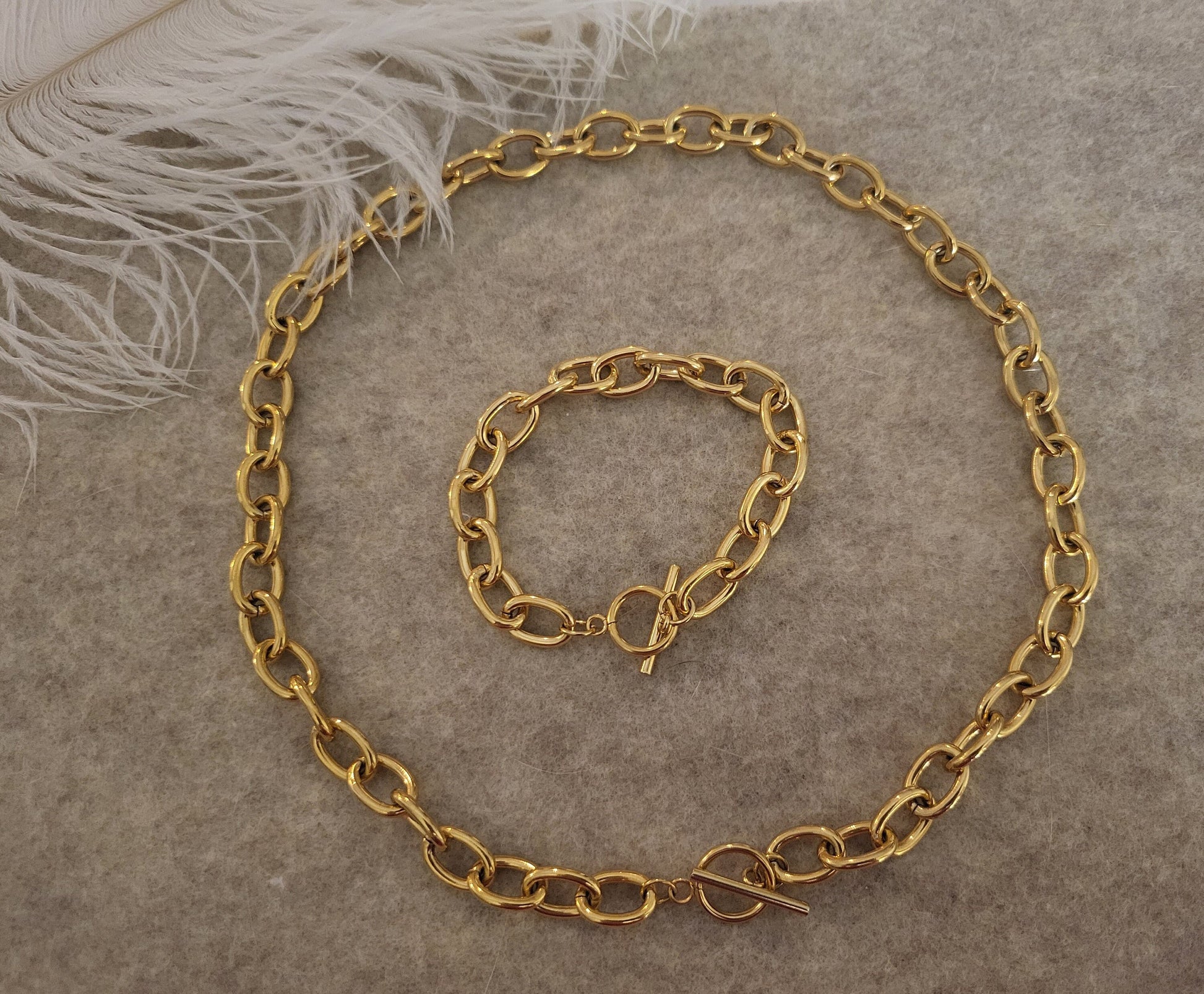 Gold Filled Non Tarnish Toggle Claps Chain Necklace ,Chunky Bracelet, WATERPROOF.