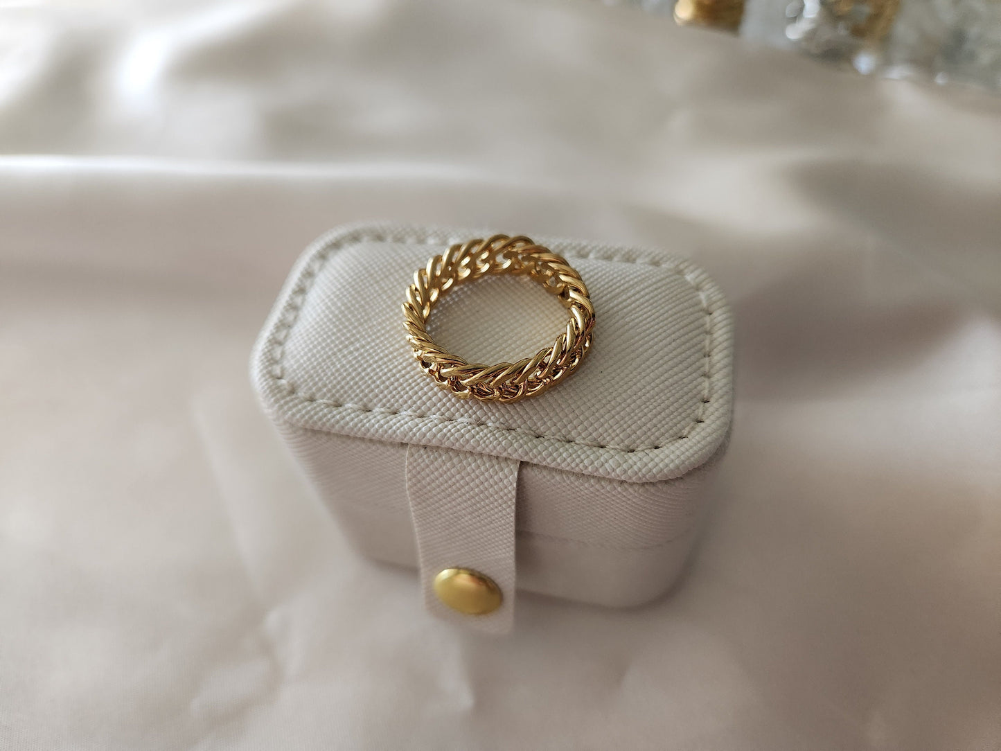 Gold Filled Chain Ring , Waterproof , High Quality, Birthday Gift.