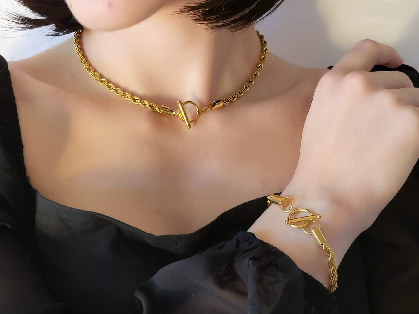 Gold Filled Non Tarnish Toggle Claps Chain Necklace ,Chunky Bracelet, WATERPROOF.