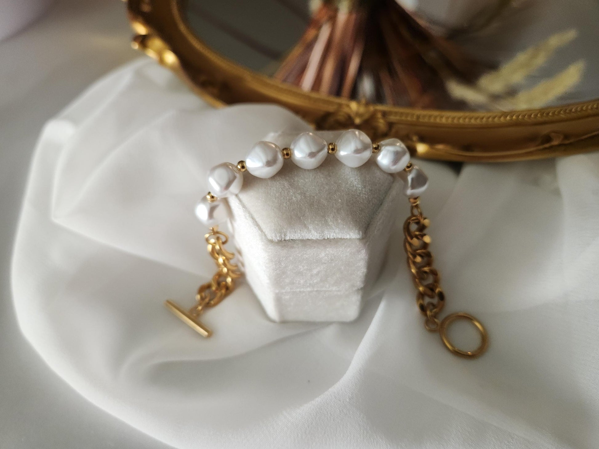 Gold Filled Pearl Toggle Bracelet, Non Tarnish Bracelet, WATERPROOF.