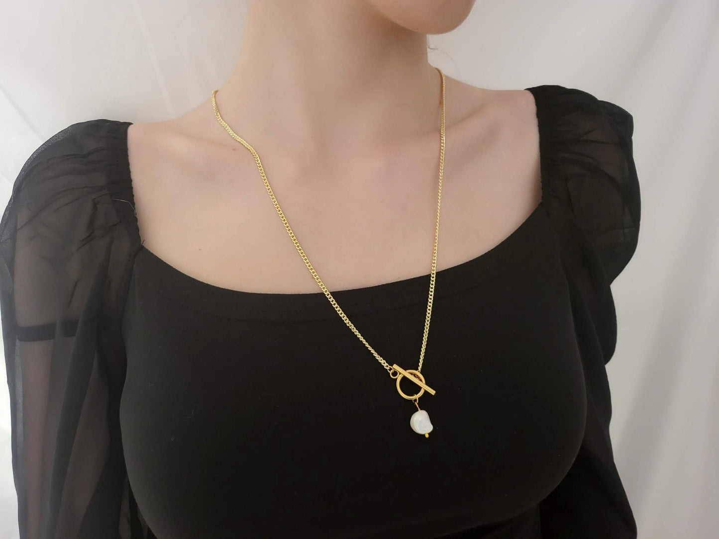 Gold Filled Non Tarnish Toggle Claps Paperclip Necklace, Freshwater pearl Pendant, WATERPROOF.