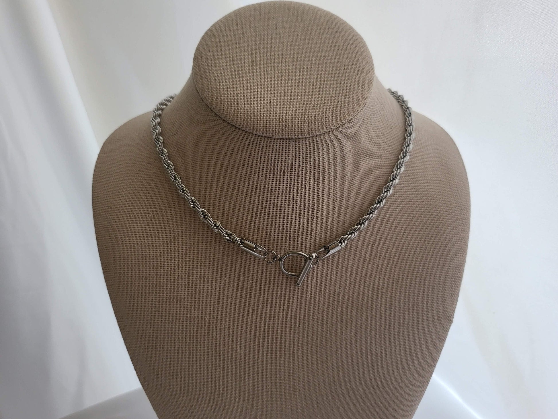 Silver Non Tarnish Toggle Claps Chain Necklace ,Chunky Bracelet, WATERPROOF.