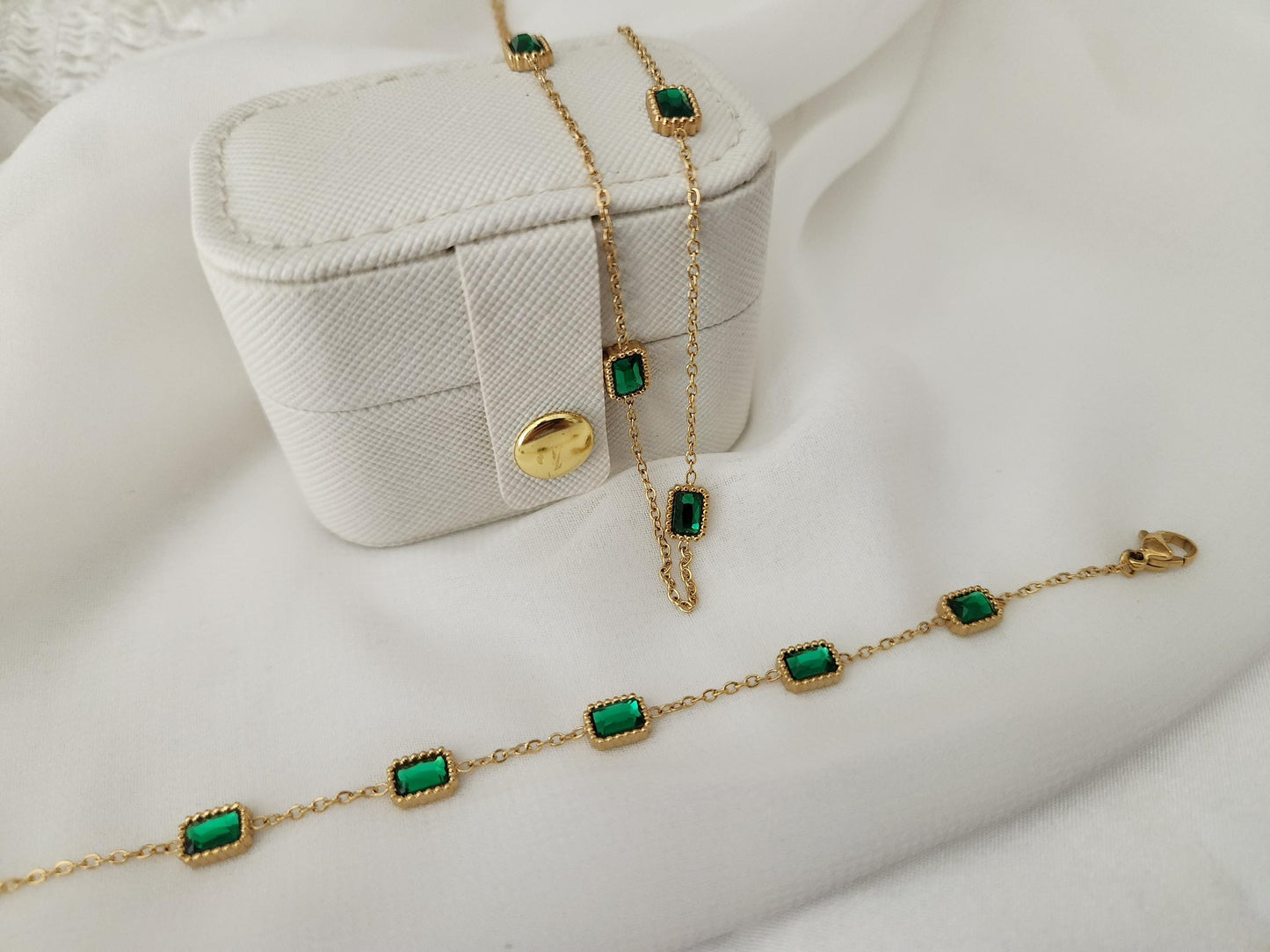 Gold Filled Emerald Necklace and Bracelet , Waterproof , High Quality.