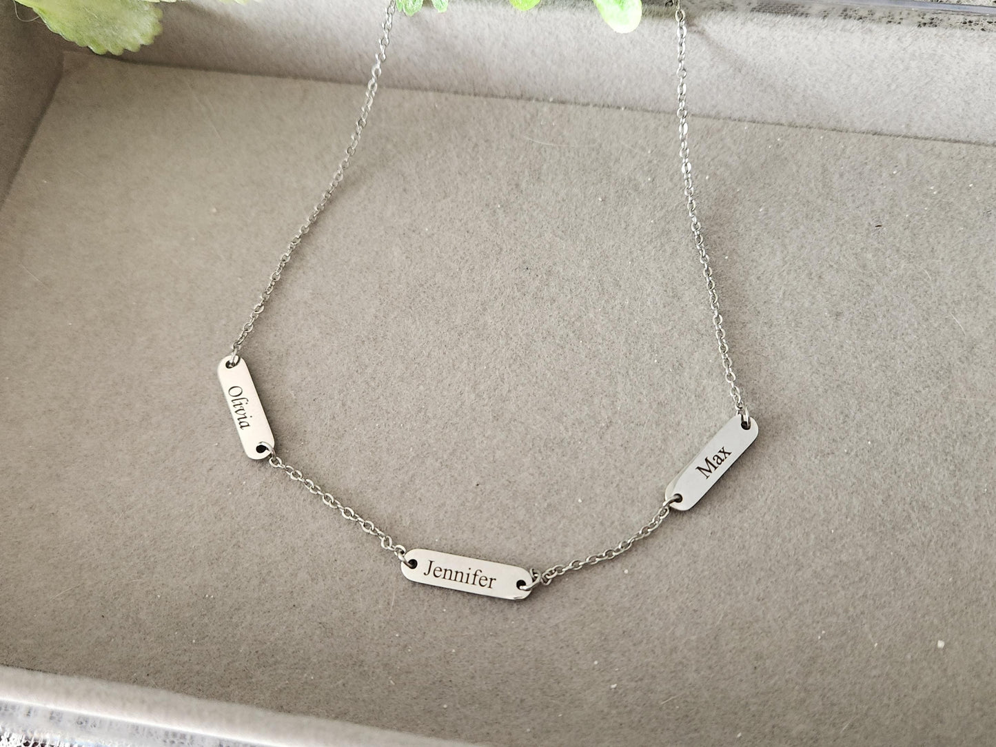 18K Engraved Name Necklace, Waterproof Multiple Name Bar Brecelet, Personalized Family Necklace , Custom Silver Name Plate Choker.