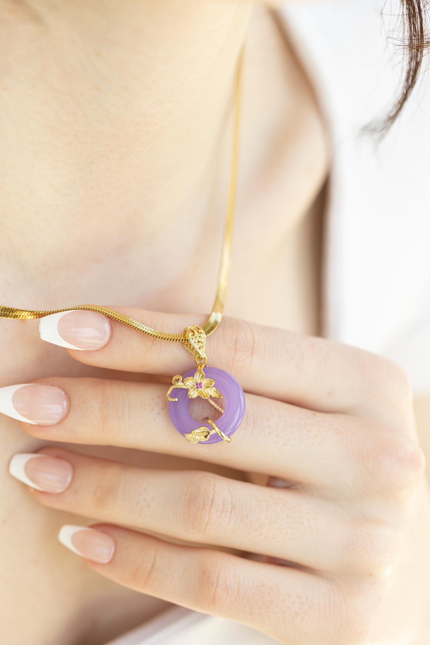 Gold Circle Flower Jade Earrings,Jade Necklace, Gift For Mom , Bridesmaid jewelry.