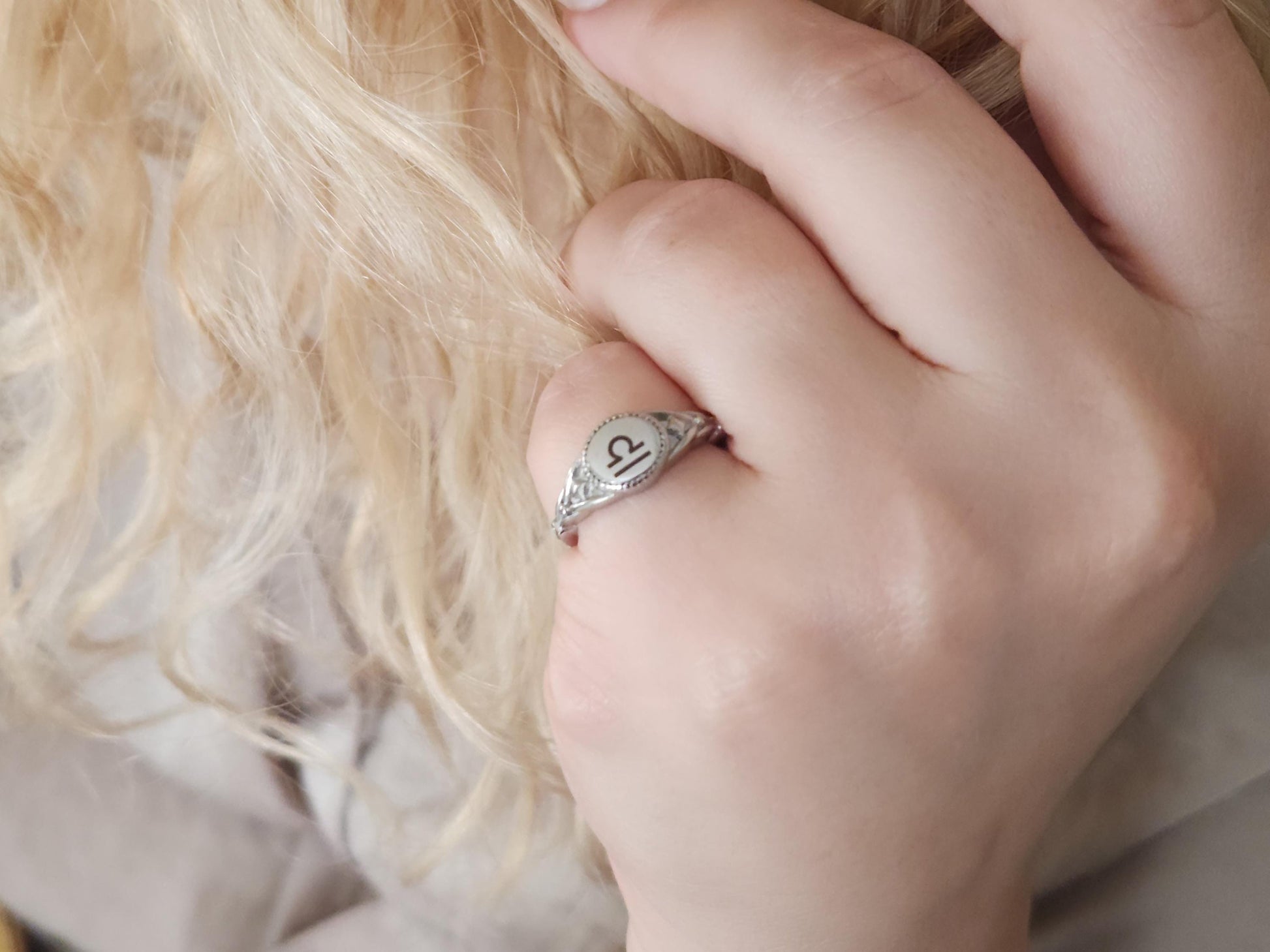 Custom Engraved Round Ring,Gold, Silver, Rose Gold Wedding Band Ring, Waterproof , Gift For Her.